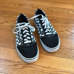 Boy’s Vans black & white checkered tie sneakers; Size Youth 6; Used.
